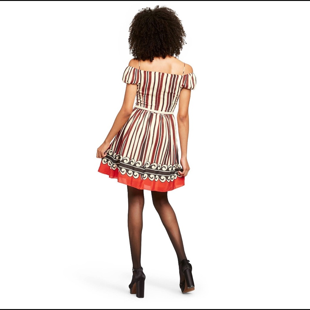 NWT Anna Sui for Target Silk Off-The-Shoulder👗 - Picture 4 of 8